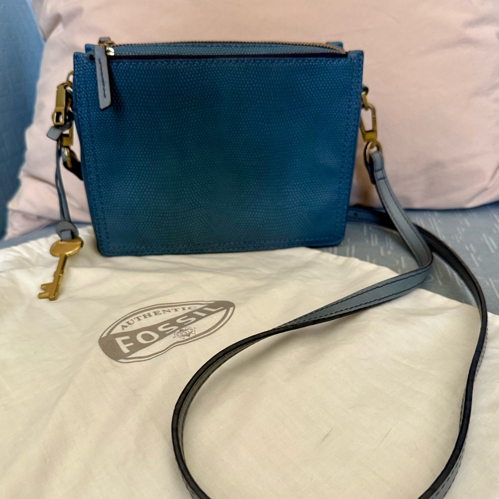 Fossil Blue Leather Crossbody Bag with Adjustable Strap